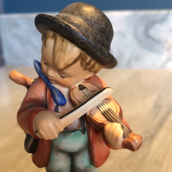 Hummel "Puppy Love" - Picture 7 of 10